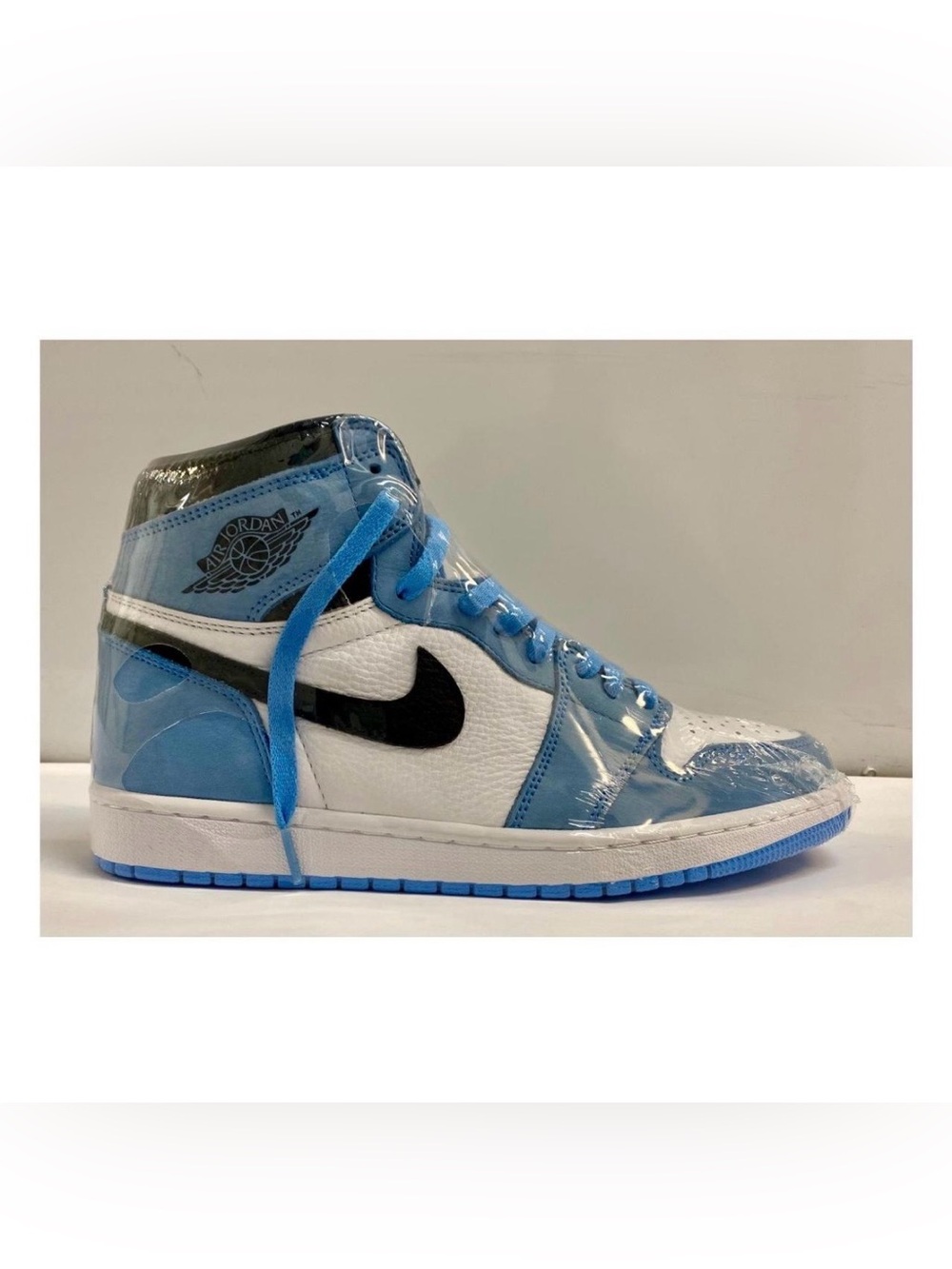 Nike Air Jordan 1 ‘University Blue’